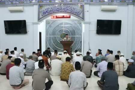 Gelar Subuh Keliling di Masjid Al-Fajri, AKBP Windy Imbau Warga Bersinergi Jaga Keamanan